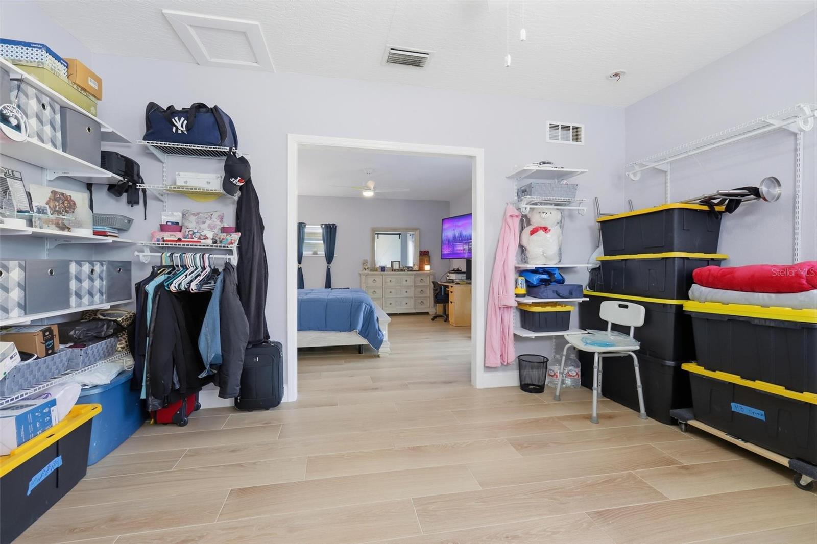 CLIFTON PARK - Residential