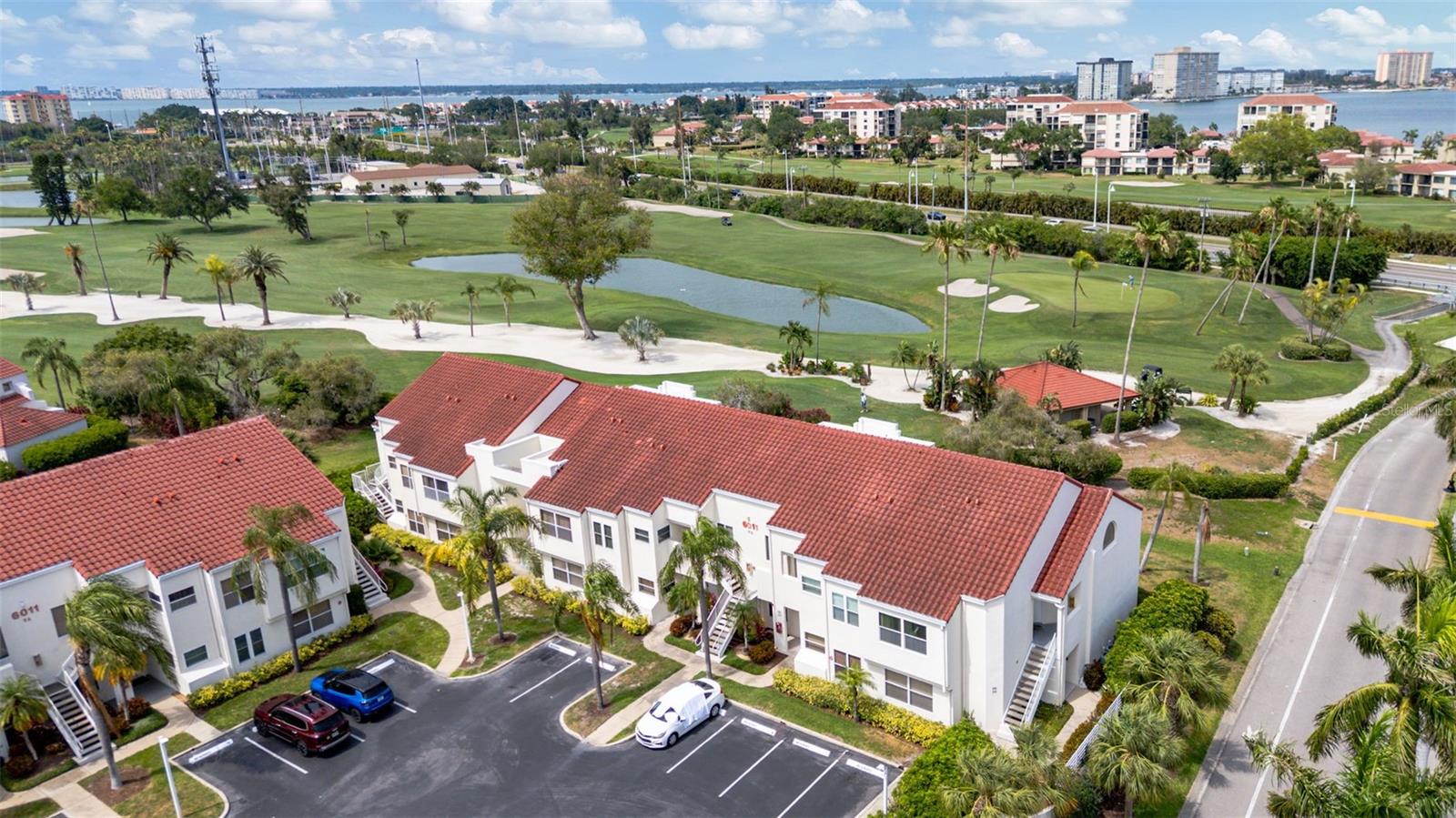 VISTA VERDE - Residential