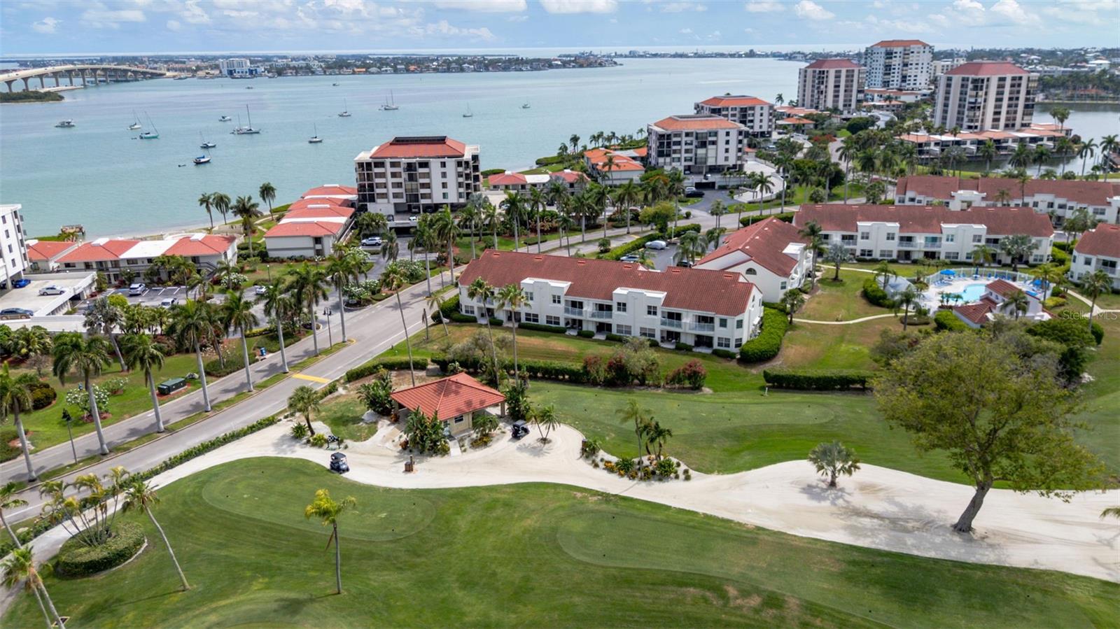 VISTA VERDE - Residential