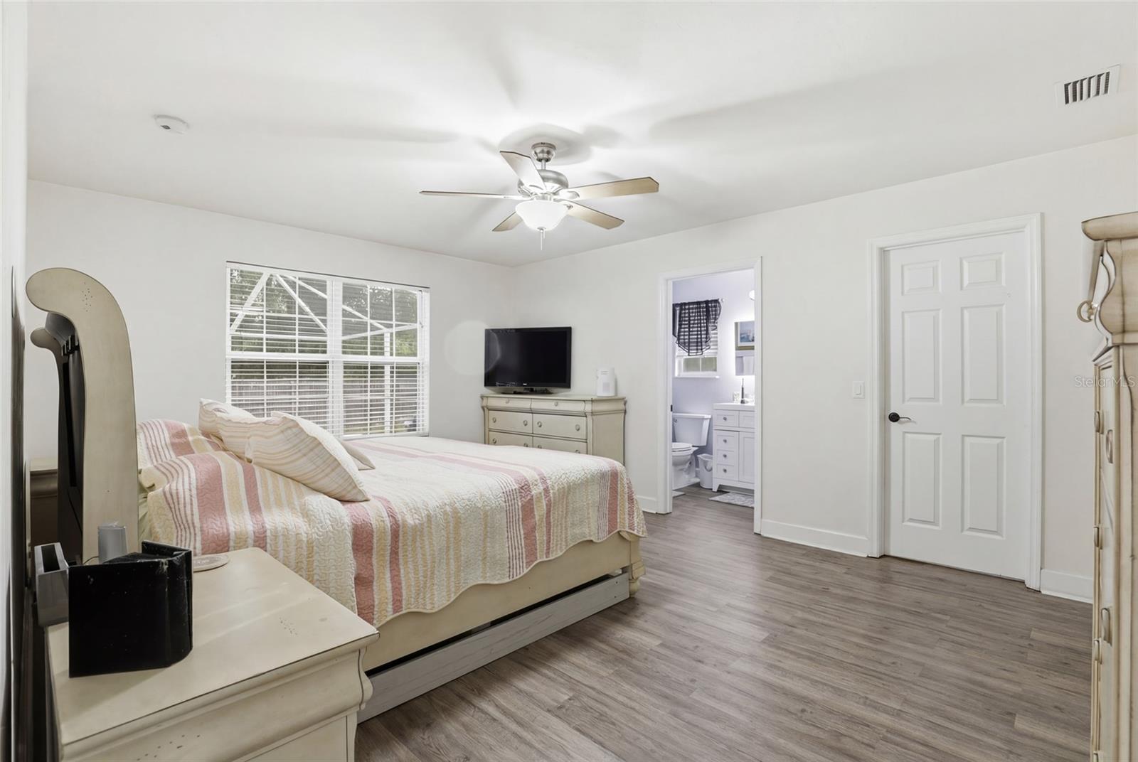 SOUTHSIDE TERRACE - Residential