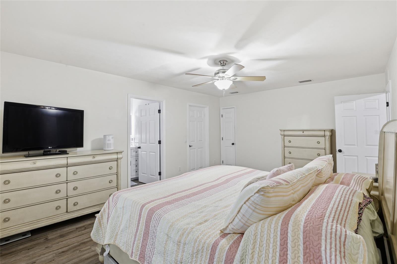 SOUTHSIDE TERRACE - Residential