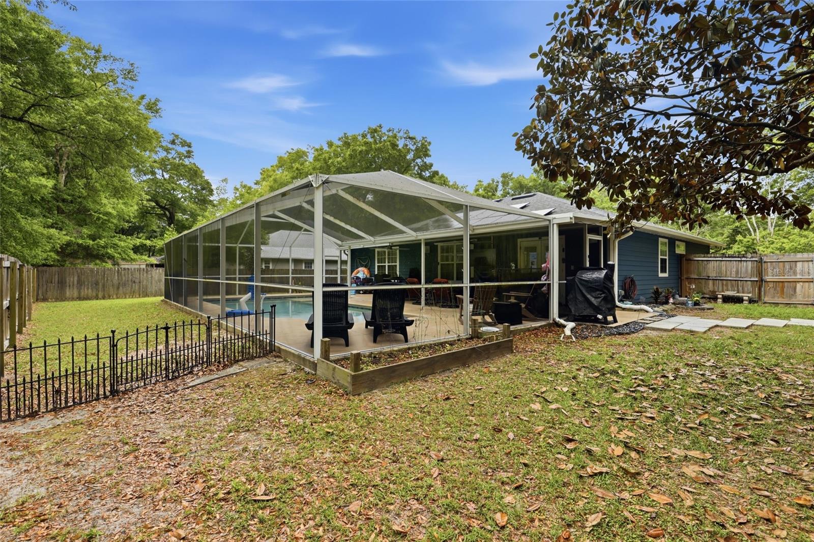 SOUTHSIDE TERRACE - Residential