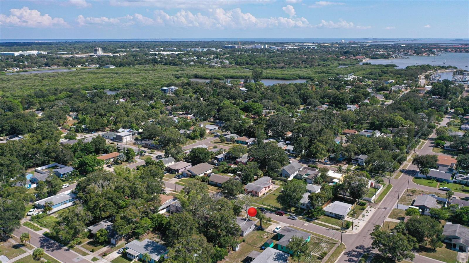 SOUTH SHADOW LAWN - Residential