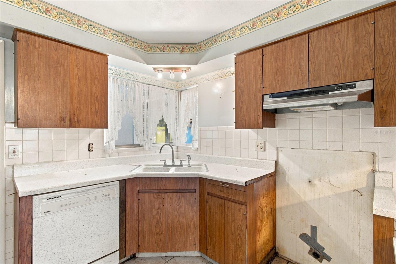 1504 NURSERY ROAD