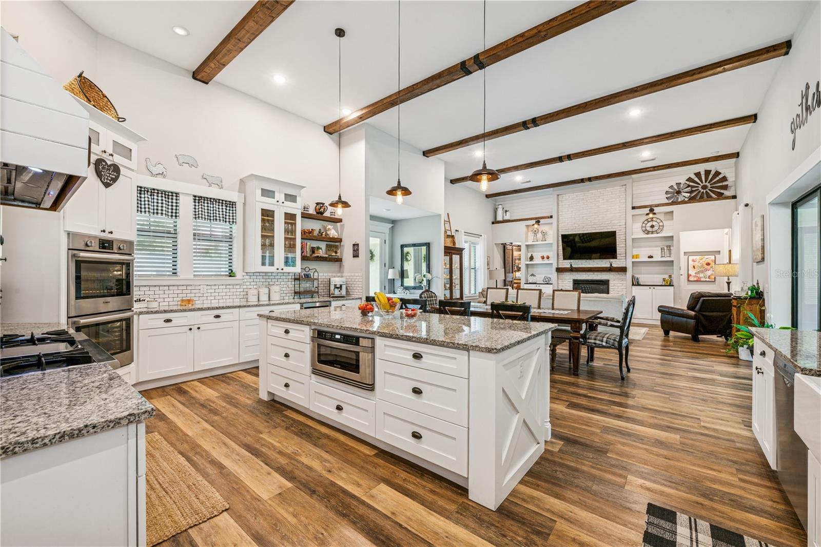 OAKLAND TOWN - Residential