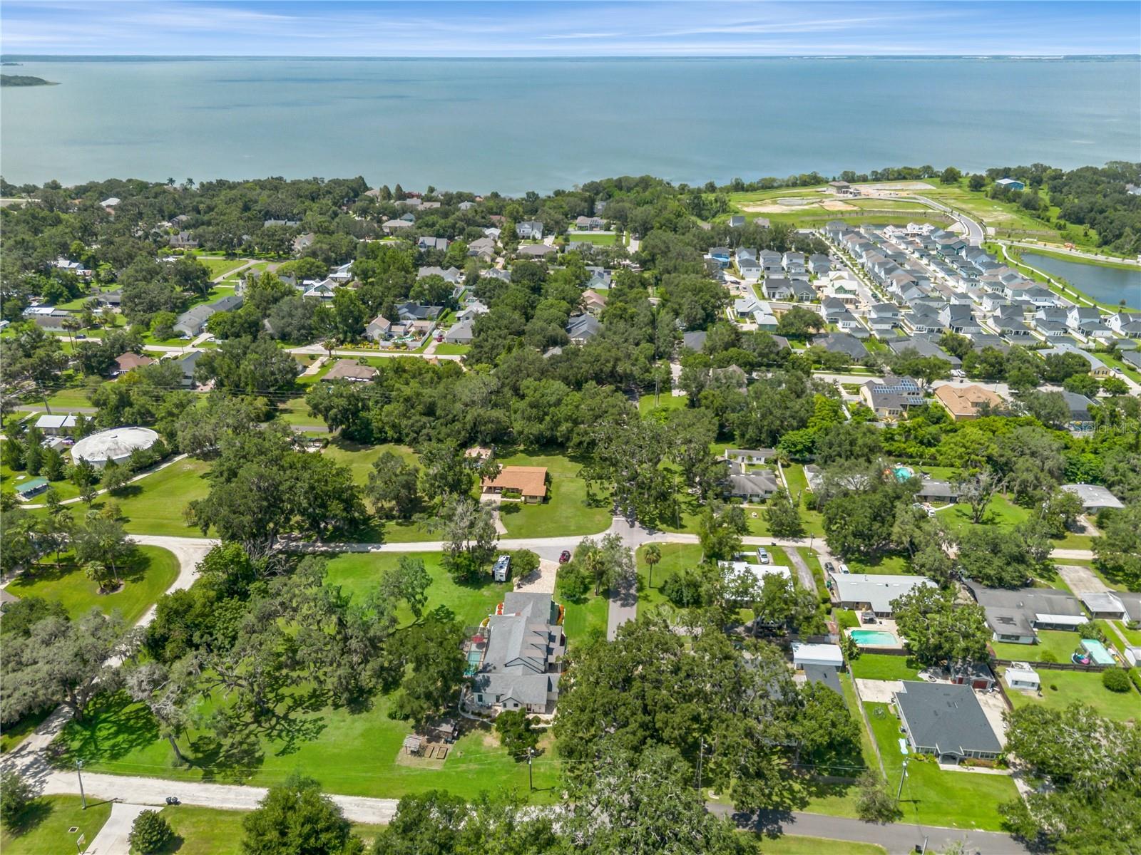 OAKLAND TOWN - Residential