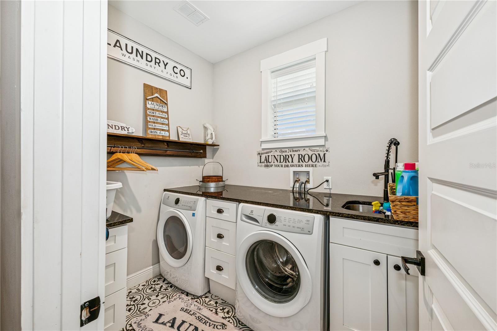 OAKLAND TOWN - Residential