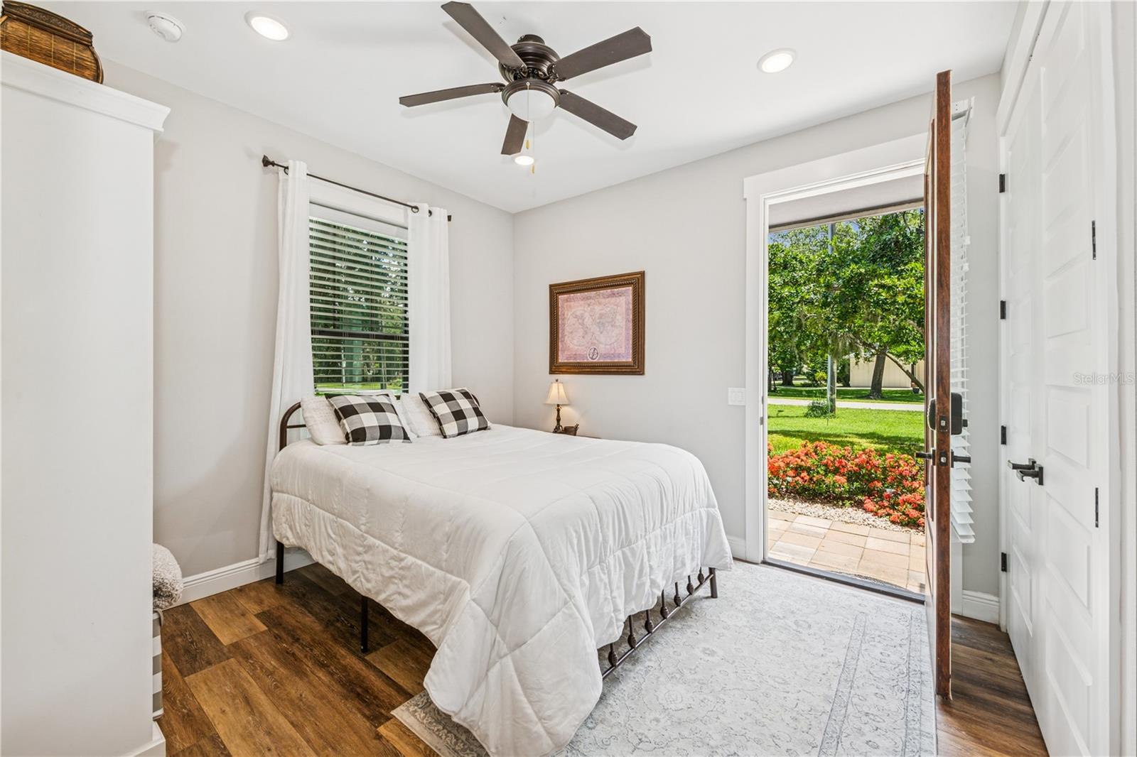 OAKLAND TOWN - Residential