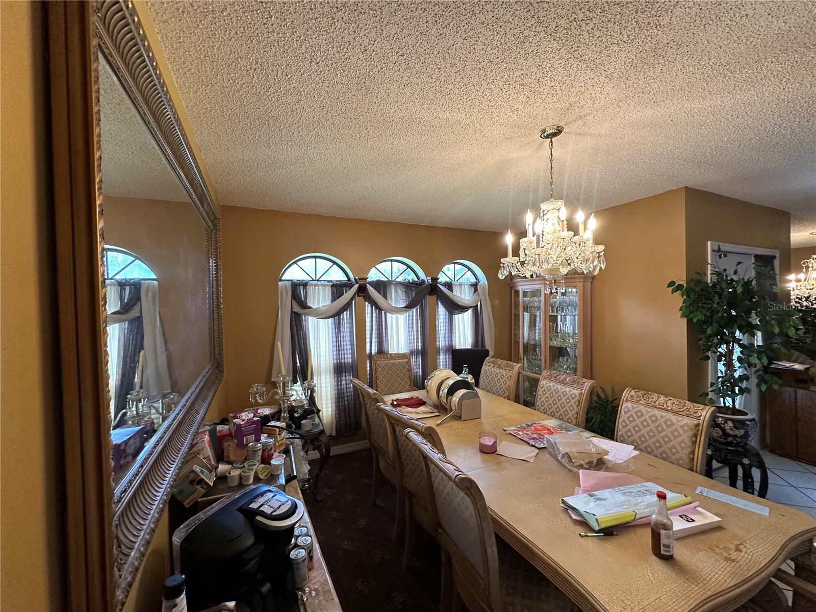 2 LEISURE WOOD WAY