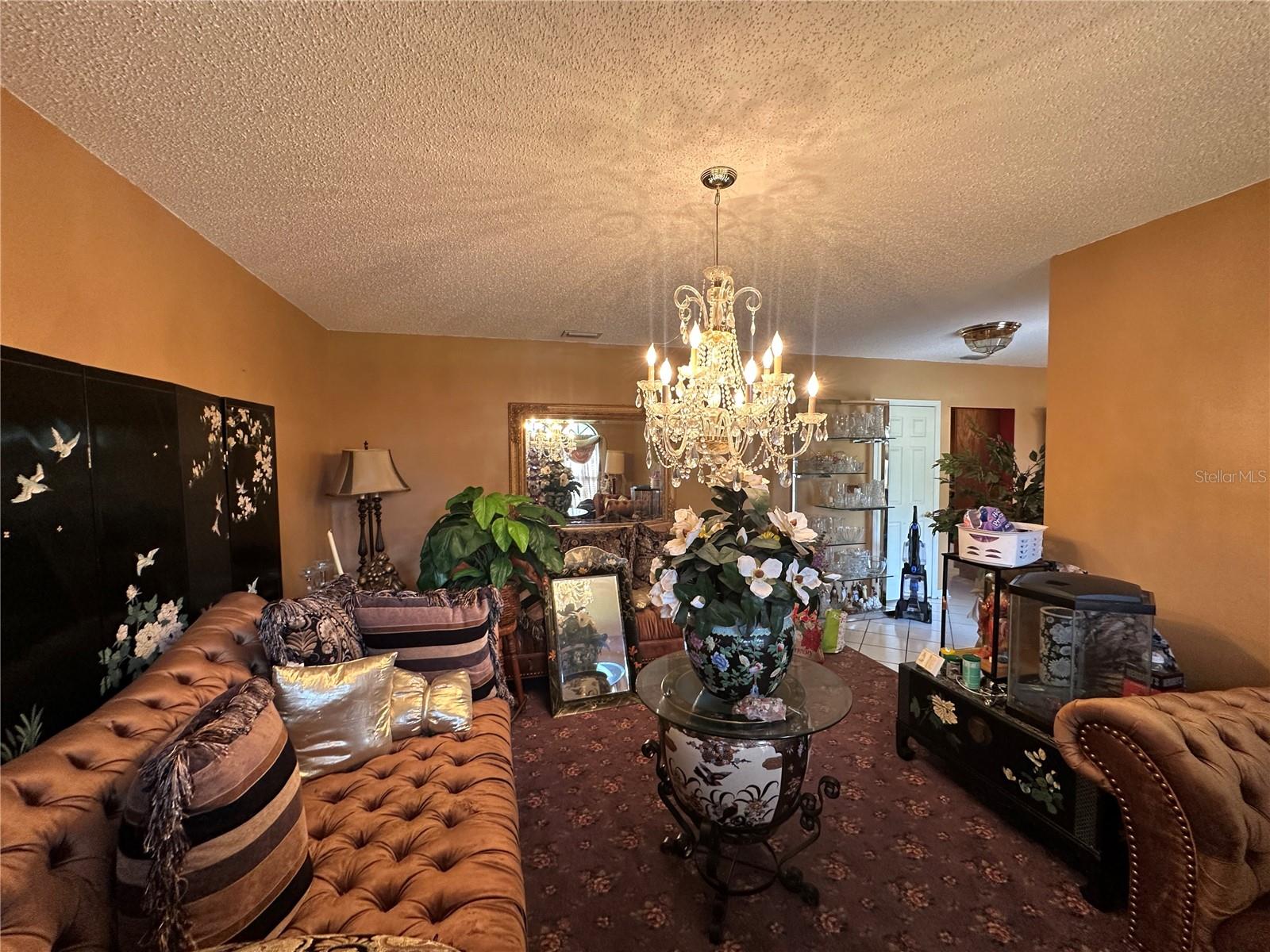 2 LEISURE WOOD WAY