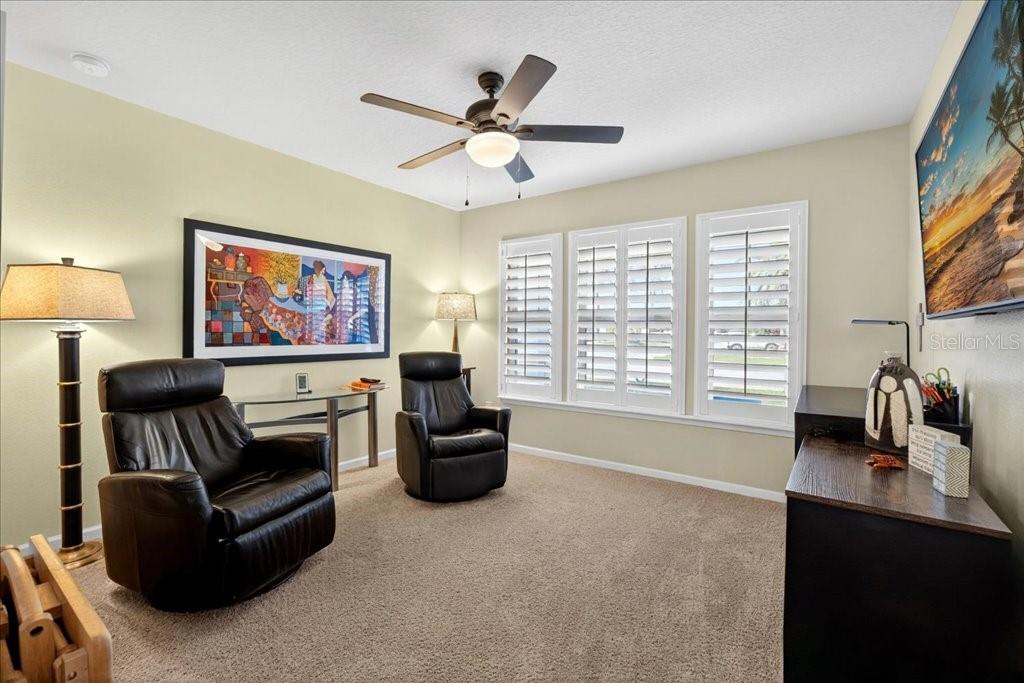 COUNTRY CLUB HARBOR - Residential