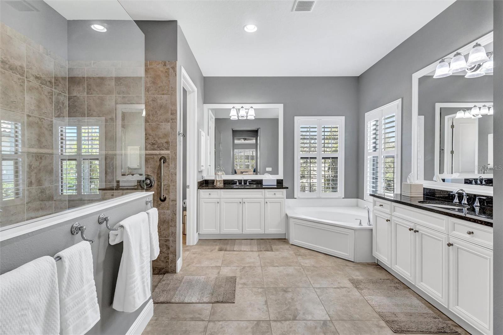 COUNTRY CLUB EAST AT LAKEWD RNCH OO1&2 - Residential