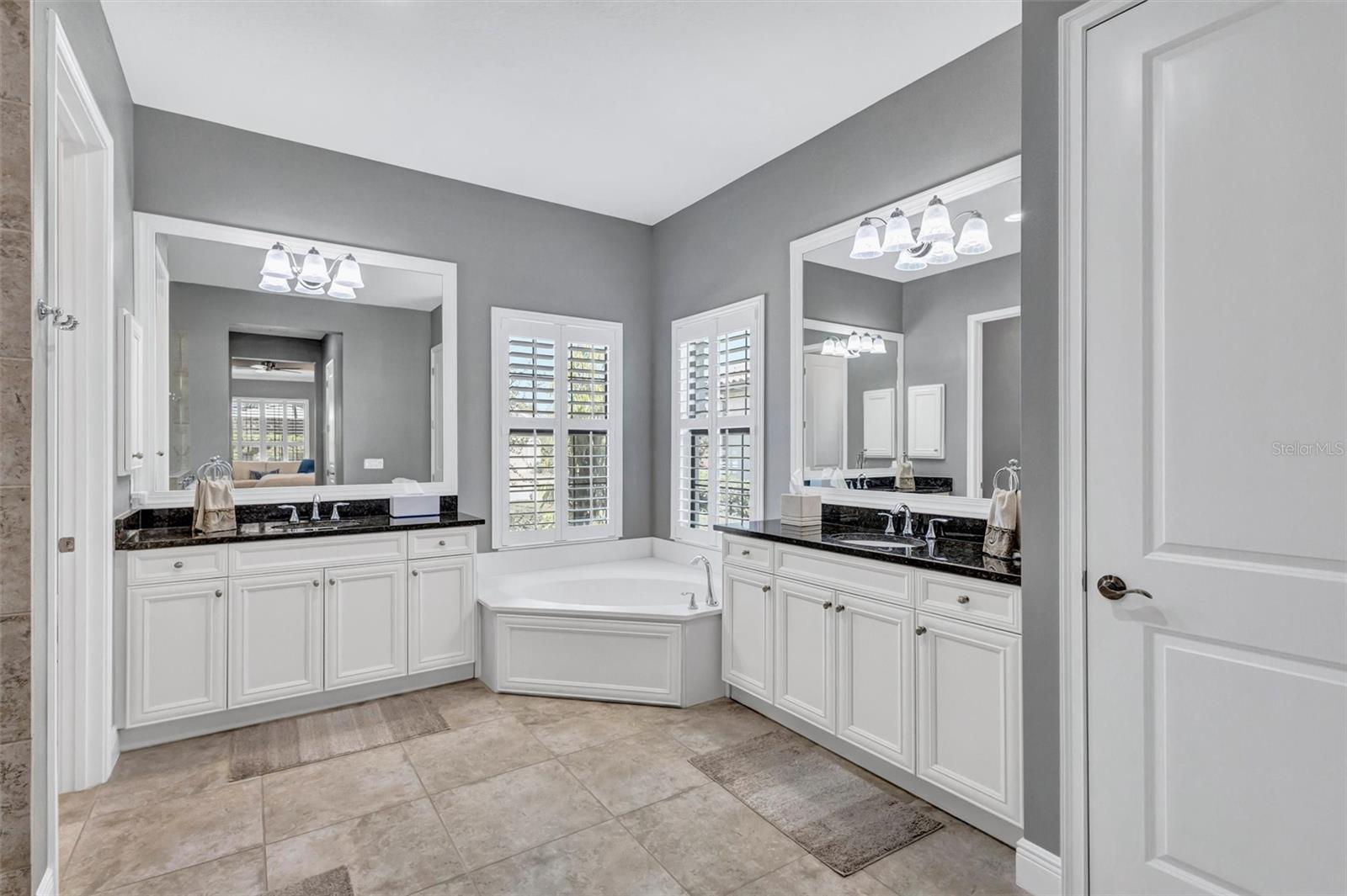 COUNTRY CLUB EAST AT LAKEWD RNCH OO1&2 - Residential