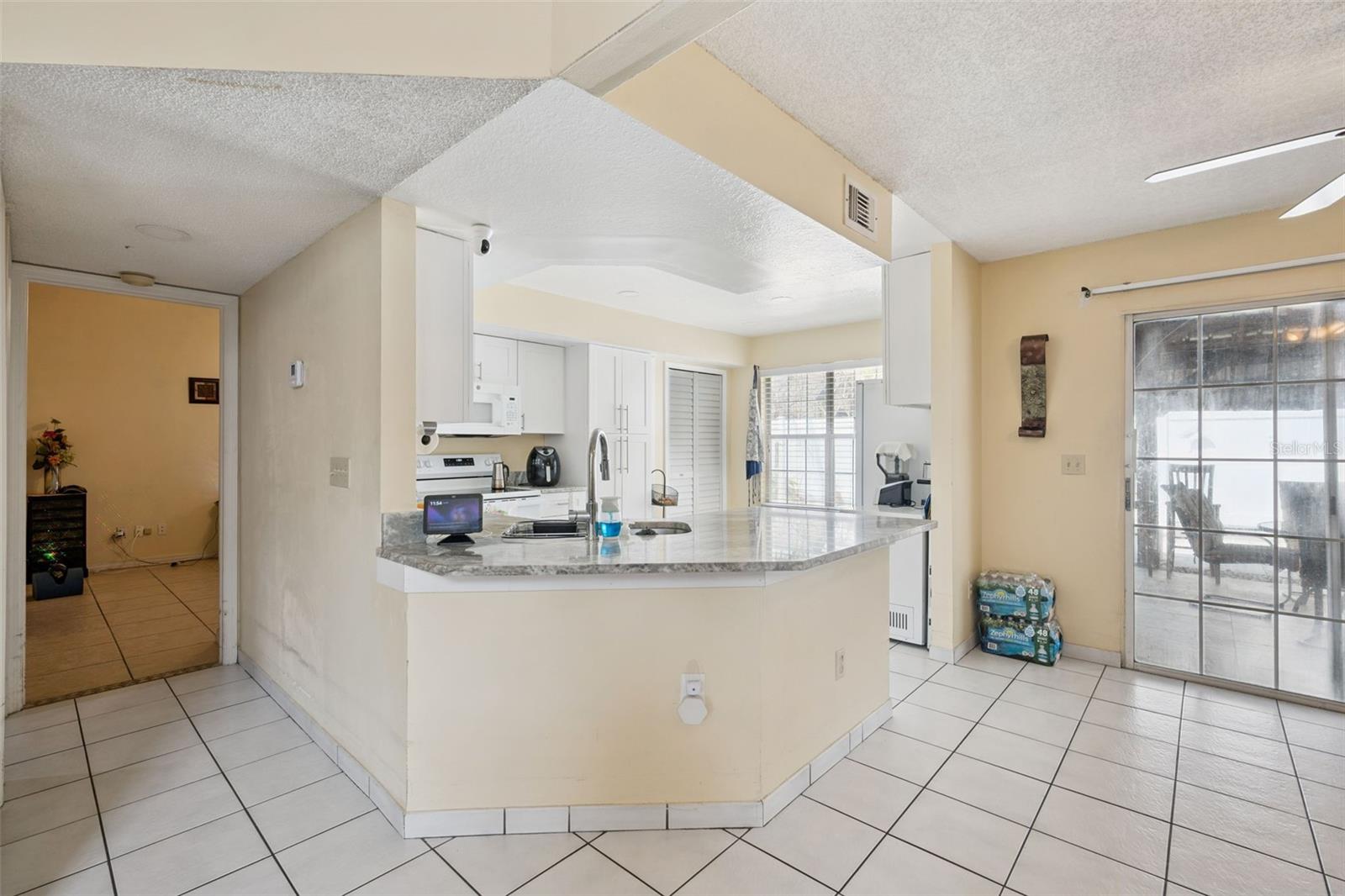 WEDGEWOOD GROVES - Residential