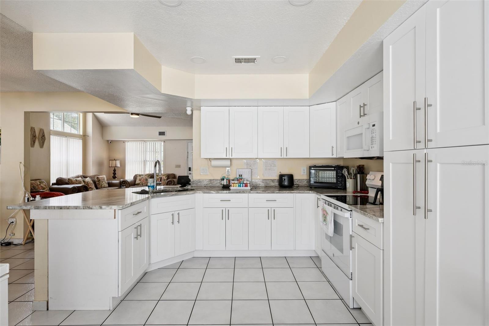 WEDGEWOOD GROVES - Residential