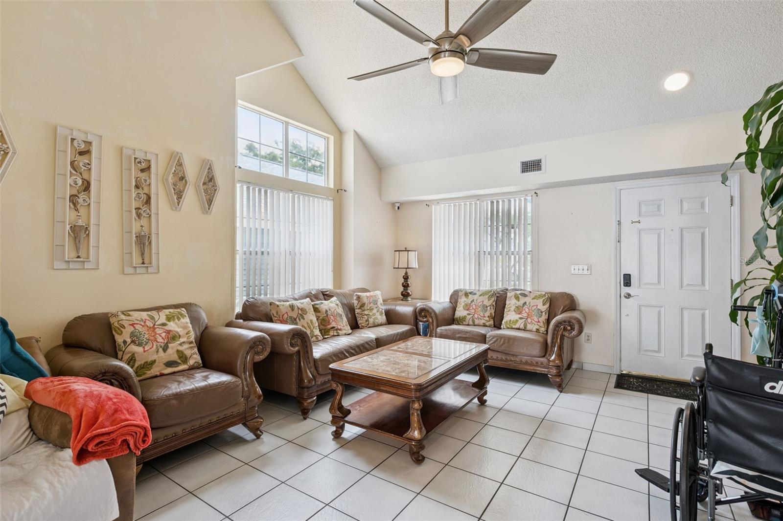 WEDGEWOOD GROVES - Residential