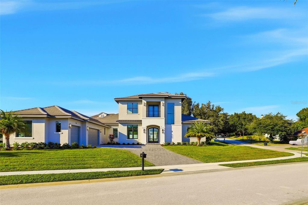 Photo of 705 Largovista Drive, Oakland, FL 34787 (MLS # O6379539)