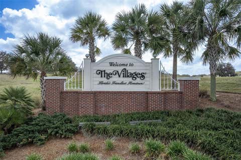 Tiny photo for 4222 SE 9th Avenue, Ocala, FL 34480 (MLS # OM723022)