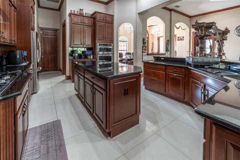 Tiny photo for 4222 SE 9th Avenue, Ocala, FL 34480 (MLS # OM723022)