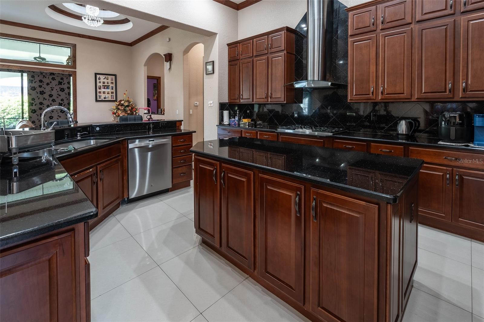 BELLECHASE WILLOWS - Residential