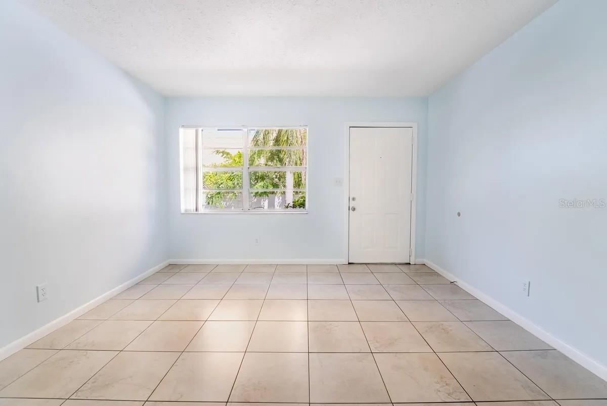 APOLLO BEACH CONDO - Residential