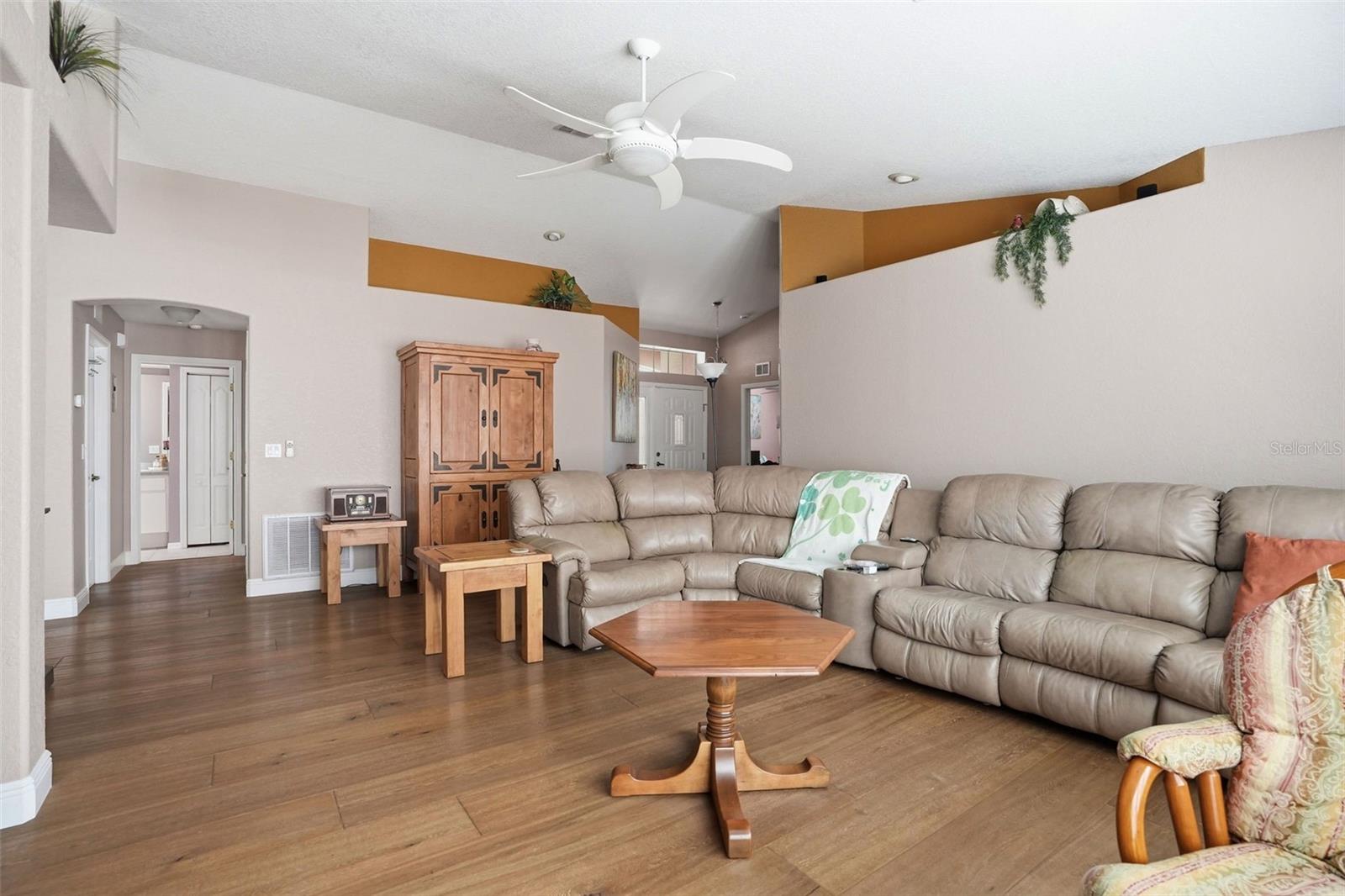 PALMS AT SEVEN HILLS - Residential