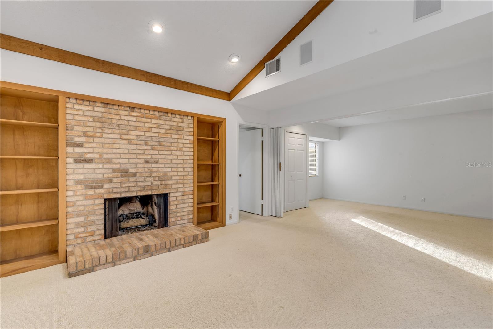 ST ANDREWS - Residential