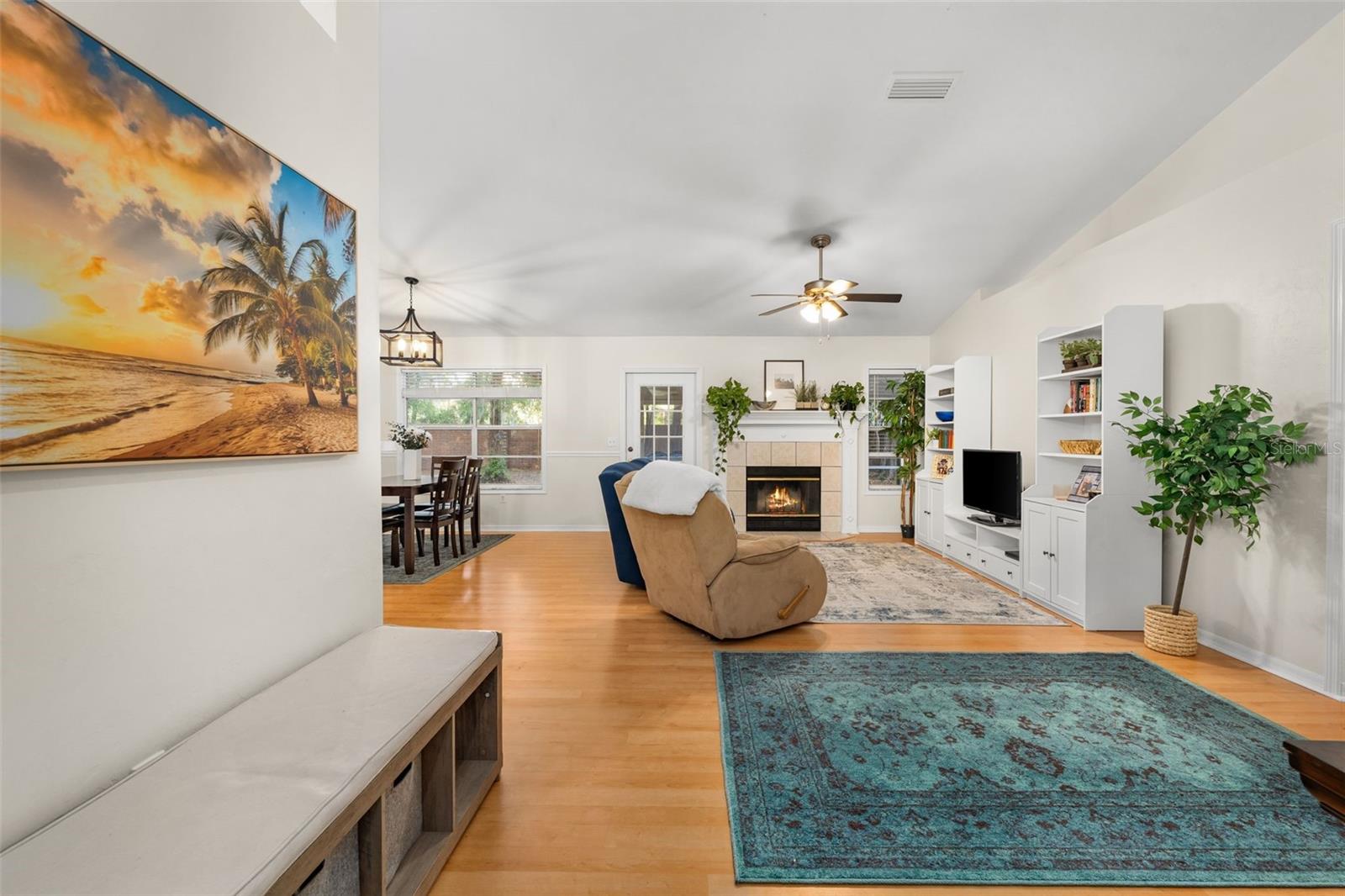 MILLHOPPER STATION VICTORIA SQUARE - Residential