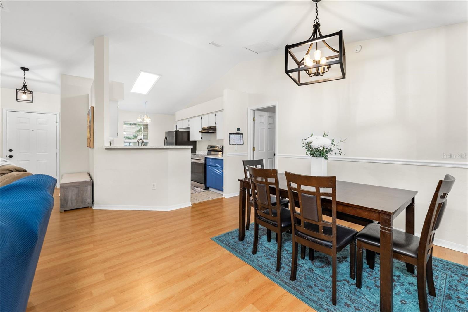 MILLHOPPER STATION VICTORIA SQUARE - Residential