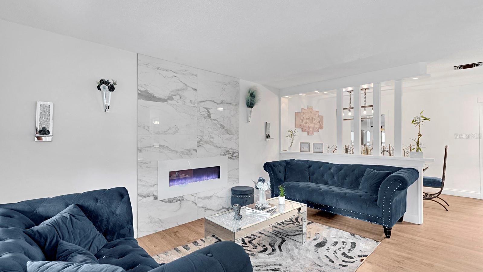 1426 ELLEN LANE