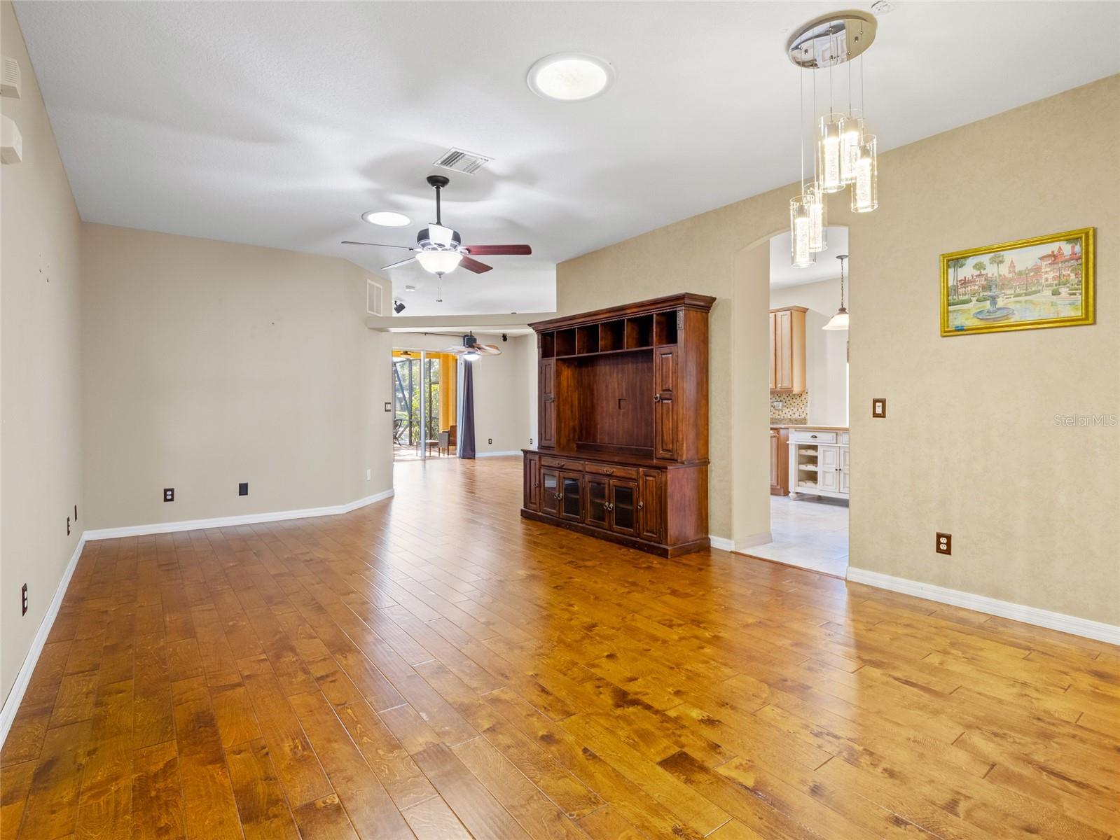 INDOG XING PH 04 - Residential