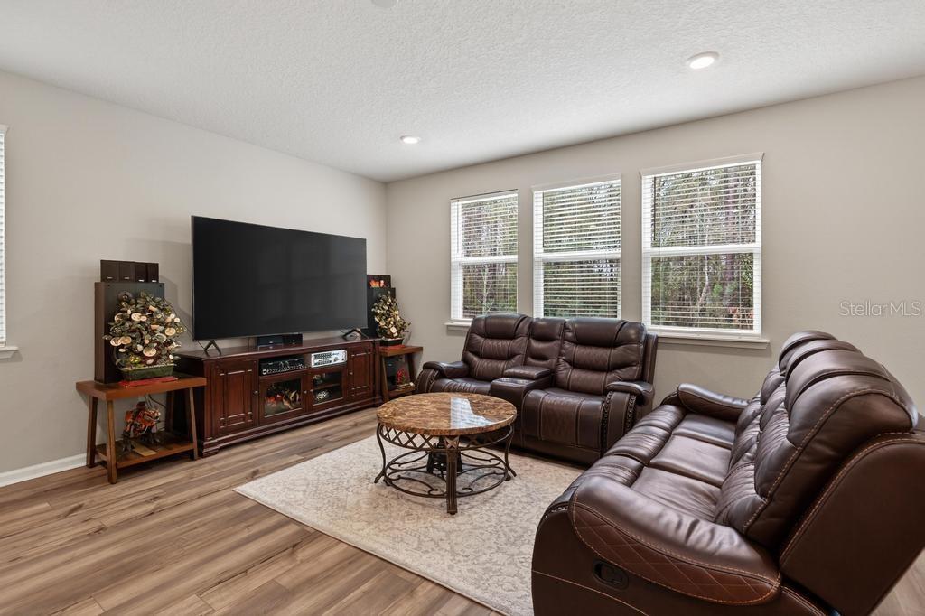 PINEWOOD PLACE - Residential