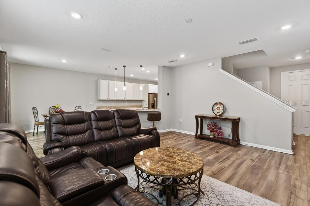 PINEWOOD PLACE - Residential