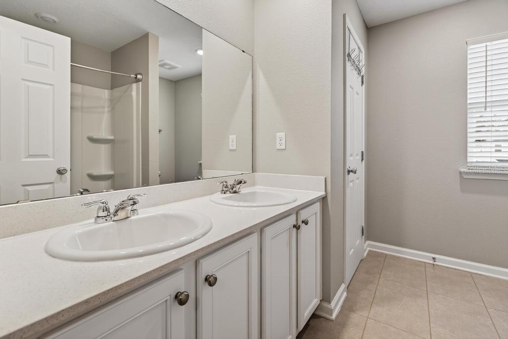 PINEWOOD PLACE - Residential