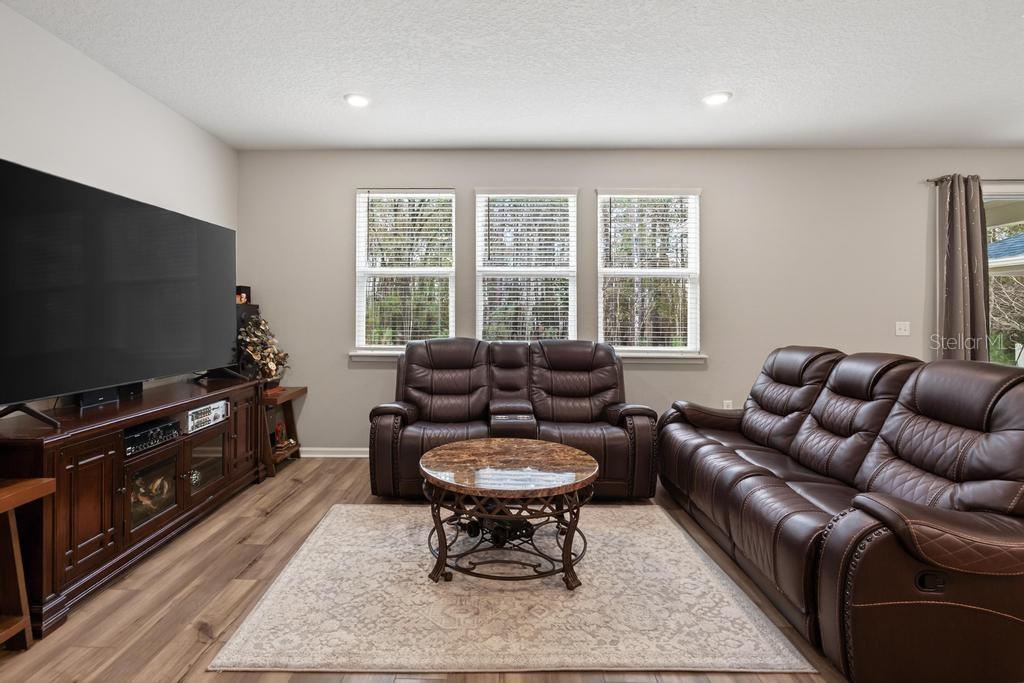 PINEWOOD PLACE - Residential