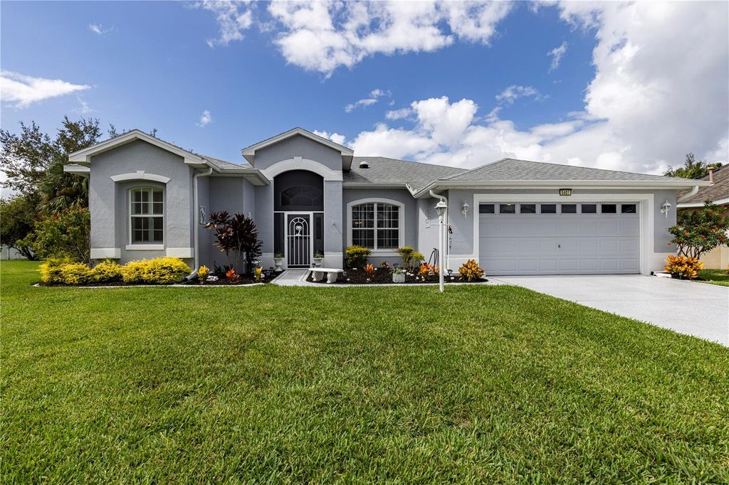 Photo of 5401 Water Lily Court, Leesburg, FL 34748 (MLS # G5103053)