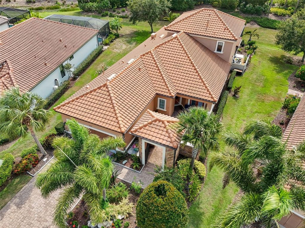 Photo of 12672 Fontana Loop, Bradenton, FL 34211 (MLS # TB8437511)