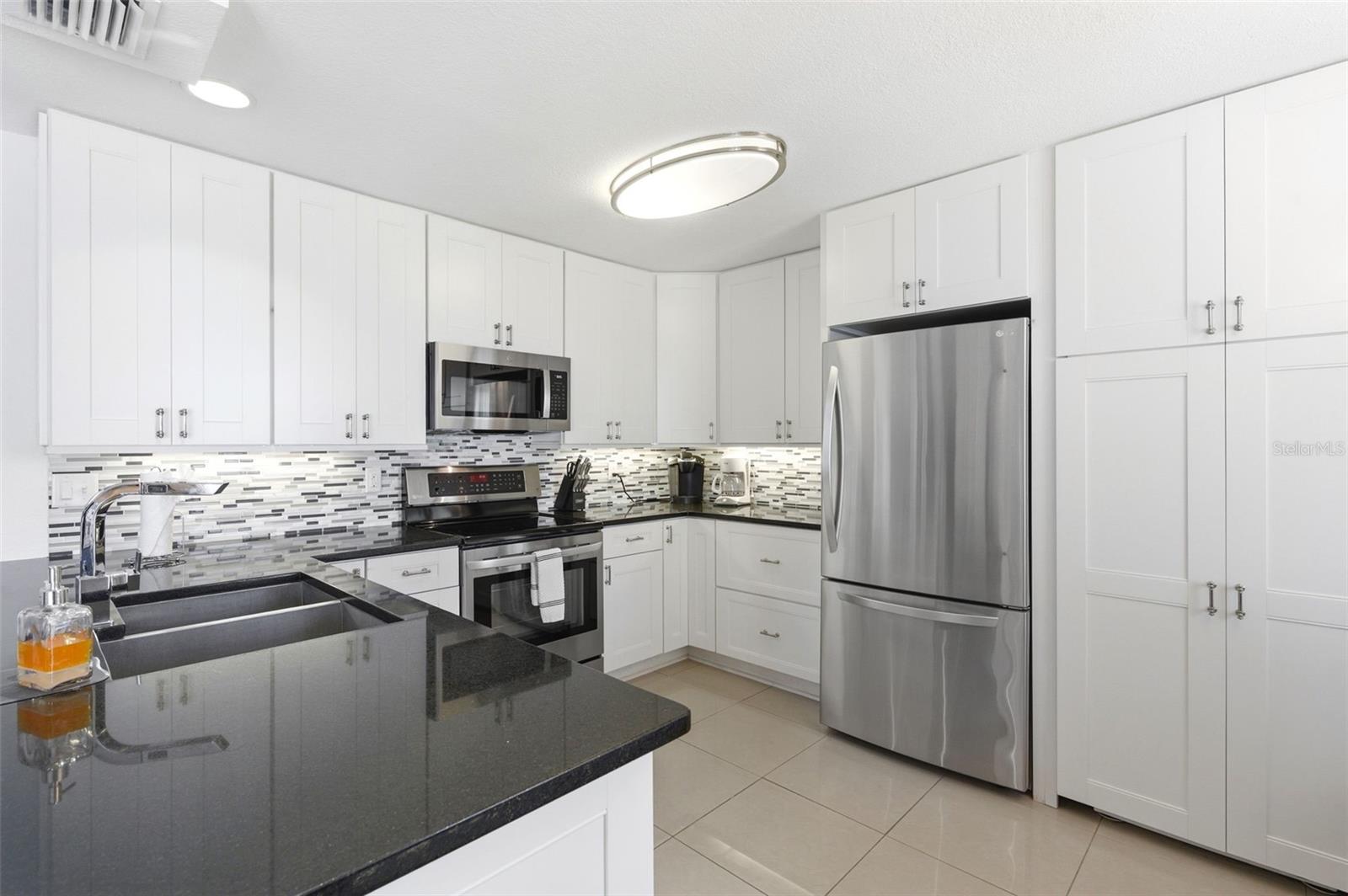 WATERSIDE AT COQUINA KEY SOUTH - Residential Lease