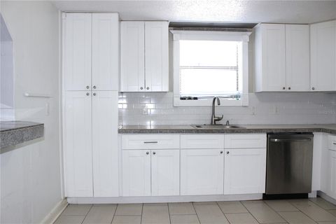A home in TAMPA