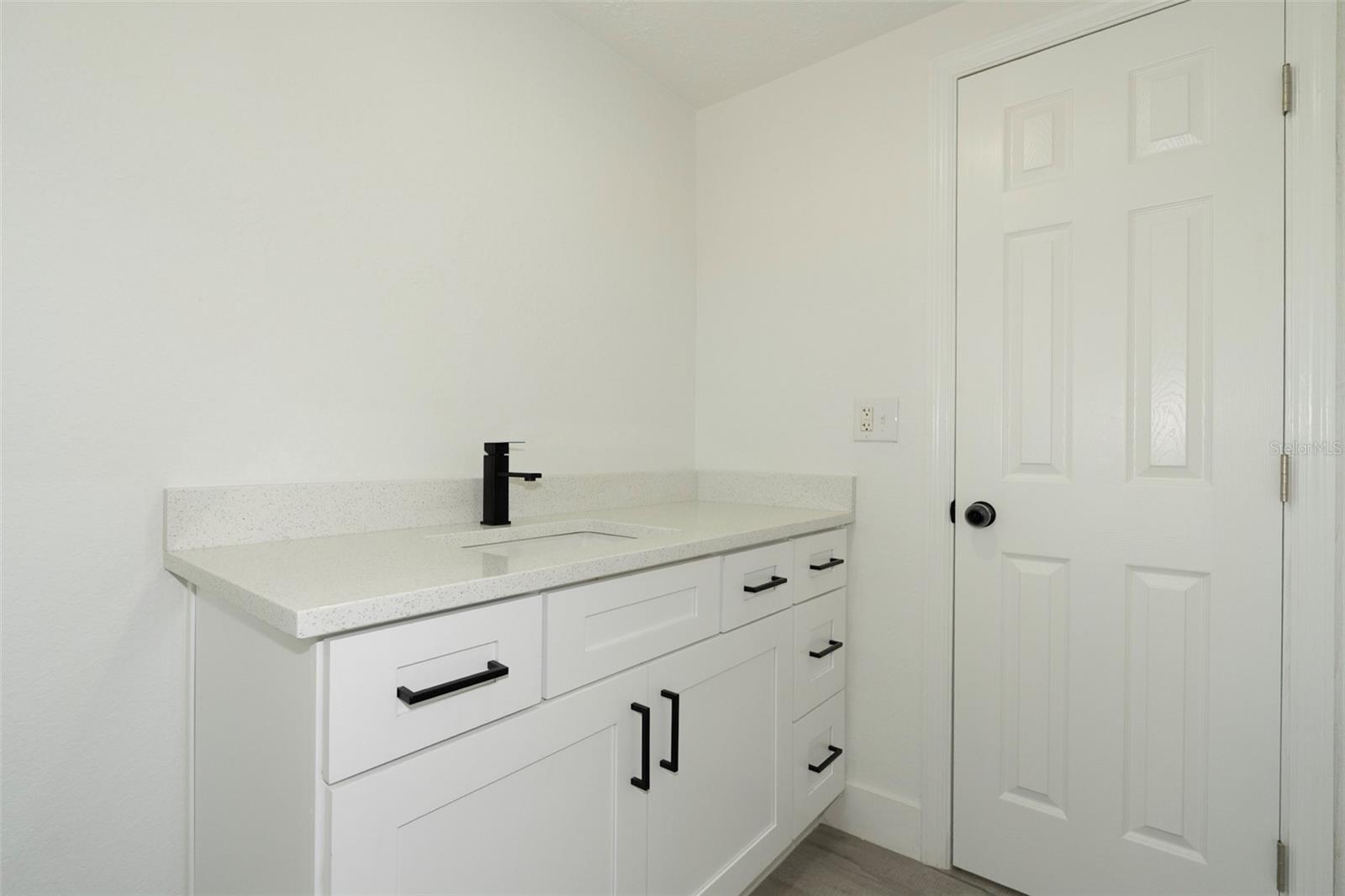 EMBASSY HILLS - Residential