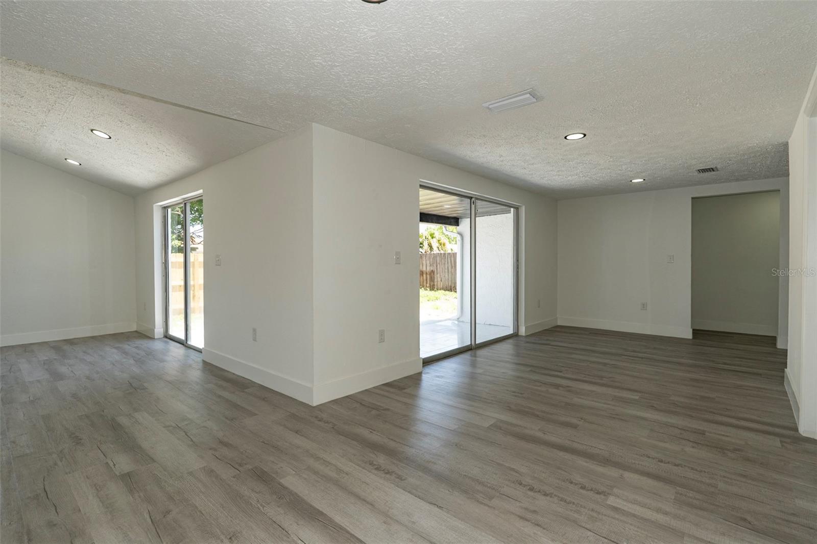 7225 BRANNAN DRIVE