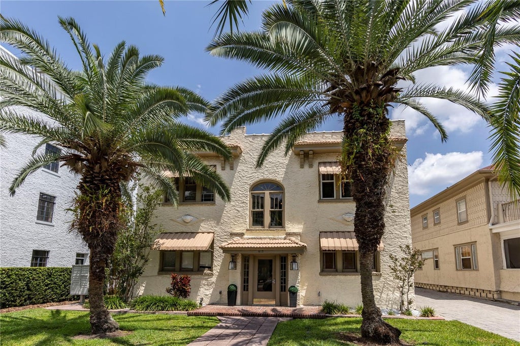 Photo of 613 E Ridgewood Street #5, Orlando, FL 32803 (MLS # O6437940)