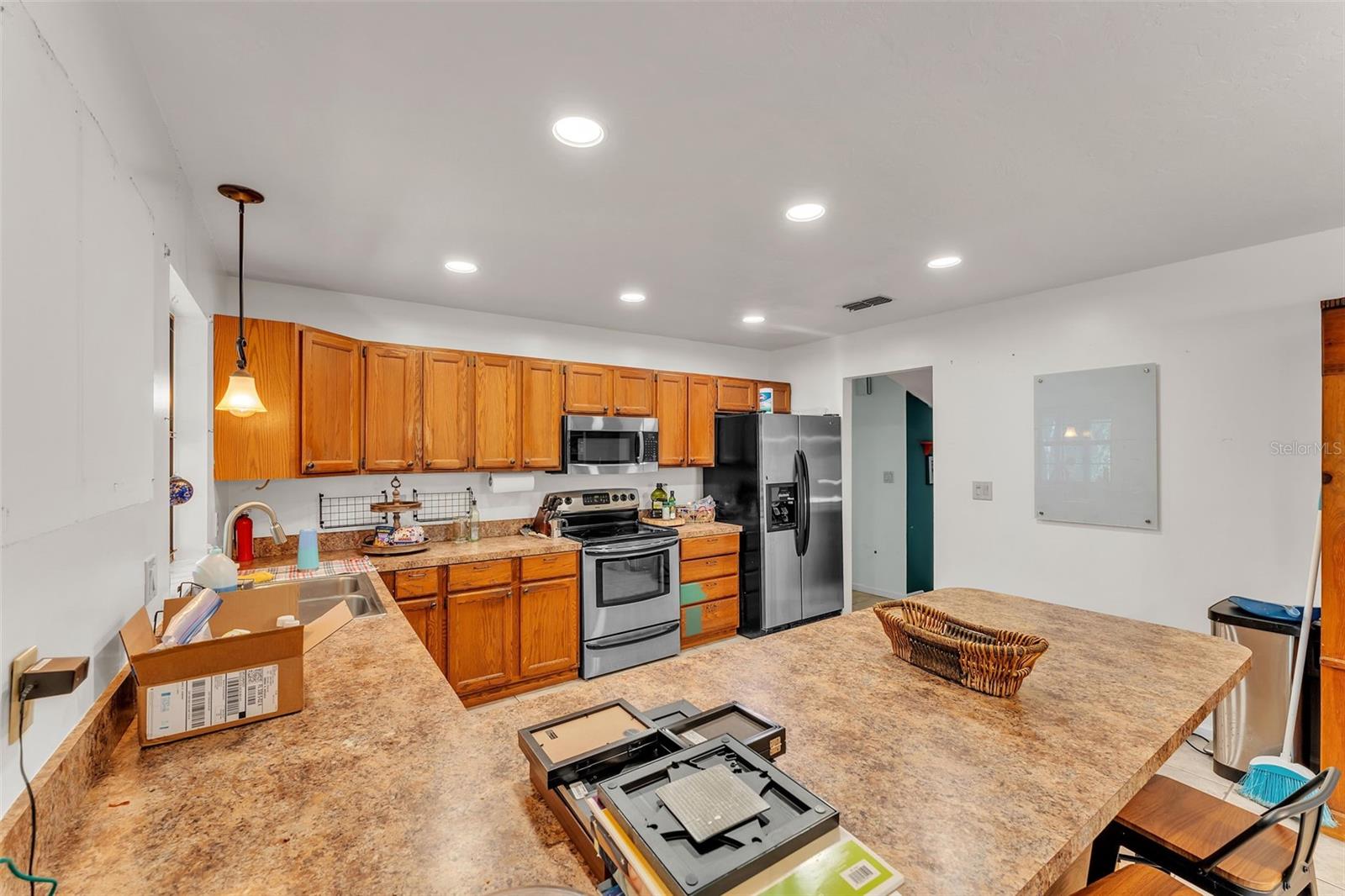 LAKE HAVEN EST - Residential