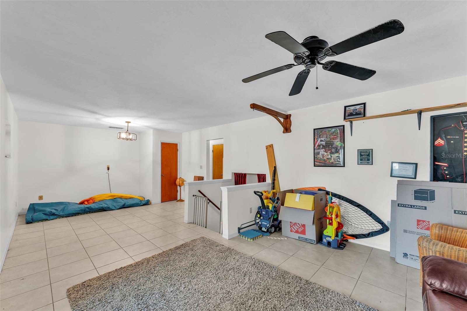 LAKE HAVEN EST - Residential