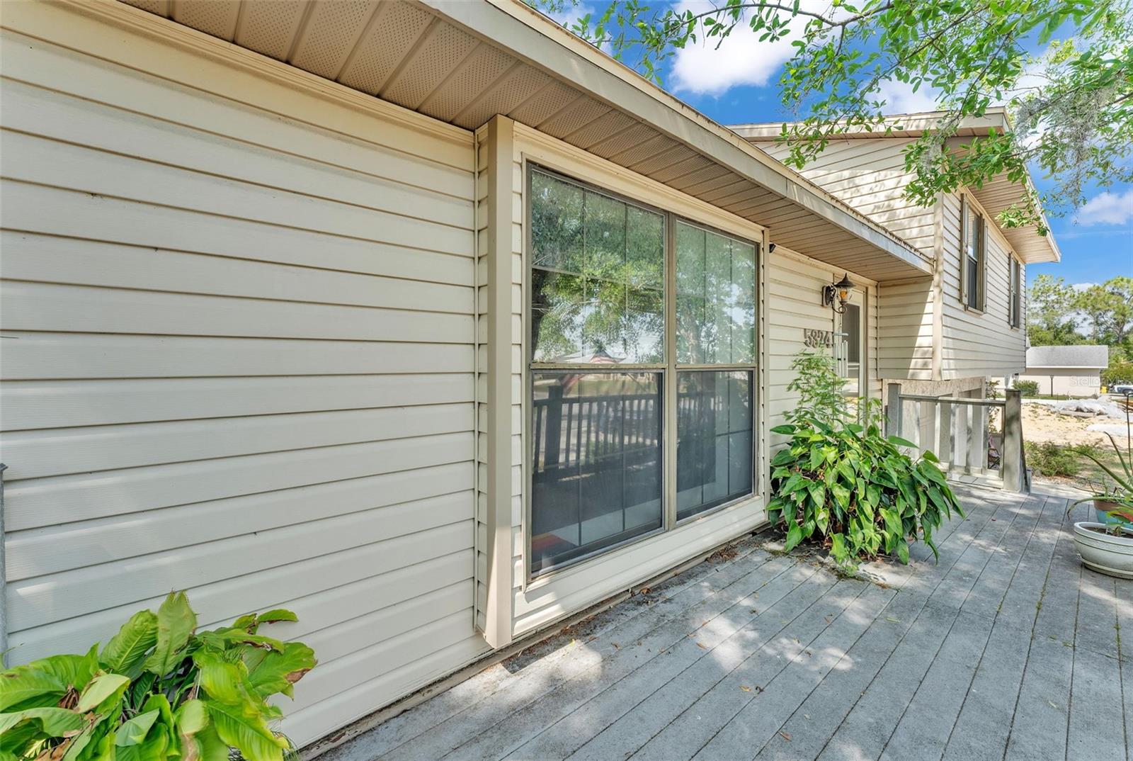 LAKE HAVEN EST - Residential