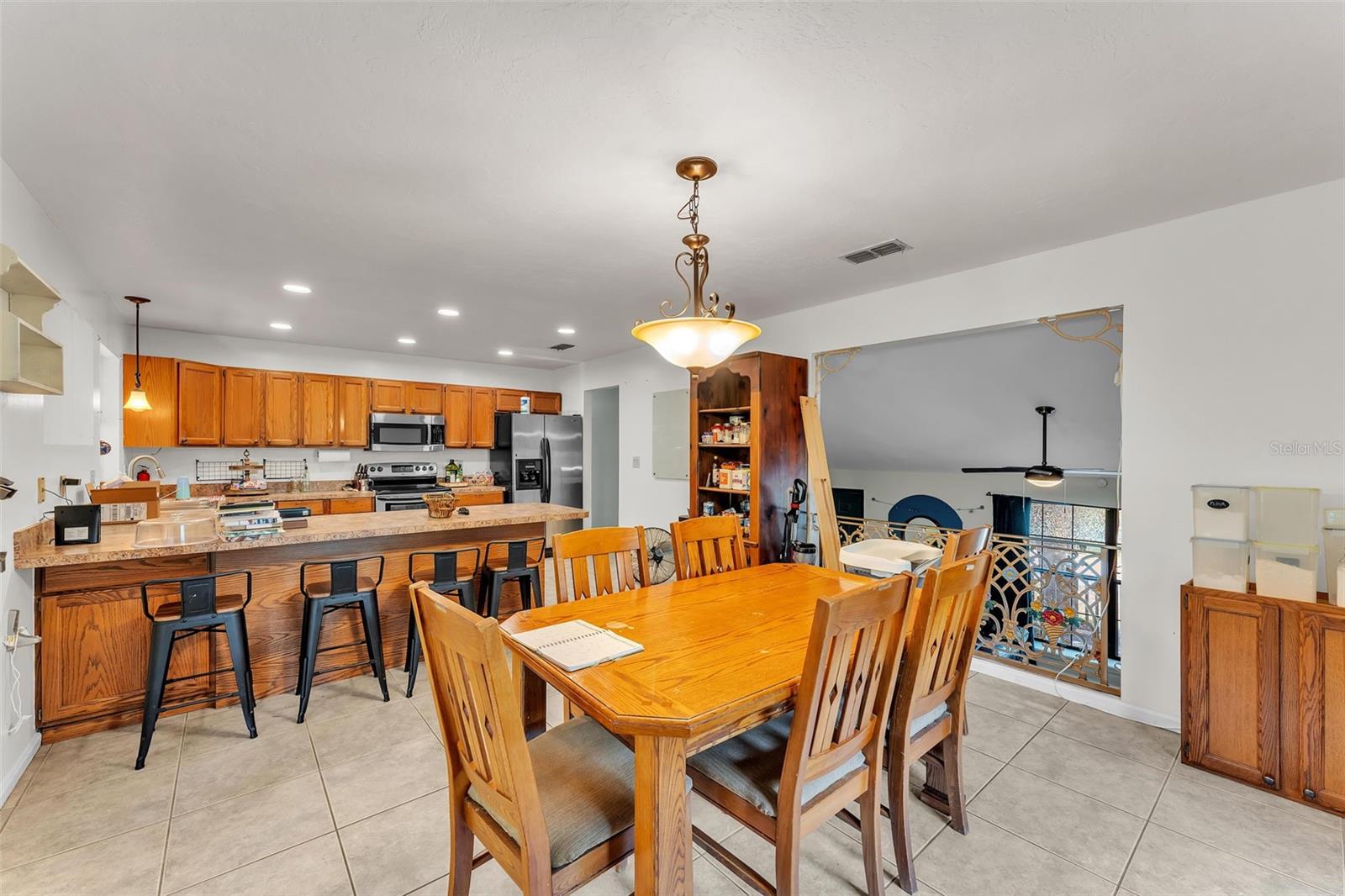 LAKE HAVEN EST - Residential