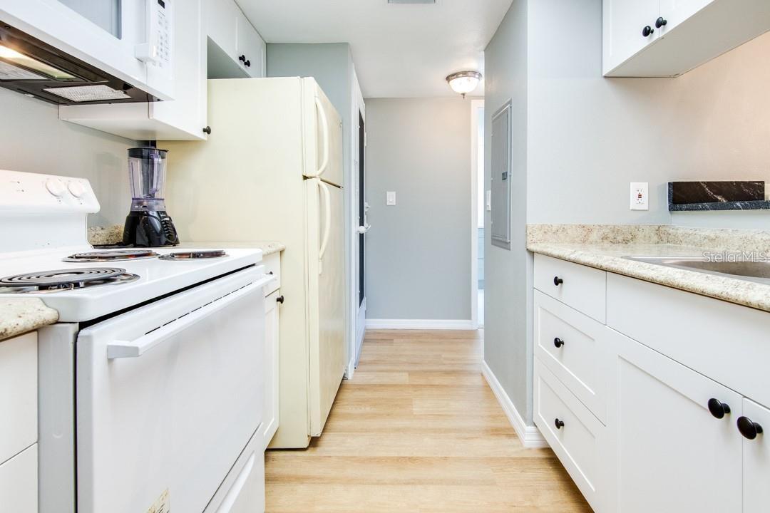 COVE CAY 26-15 VILLAGE I - Residential Lease