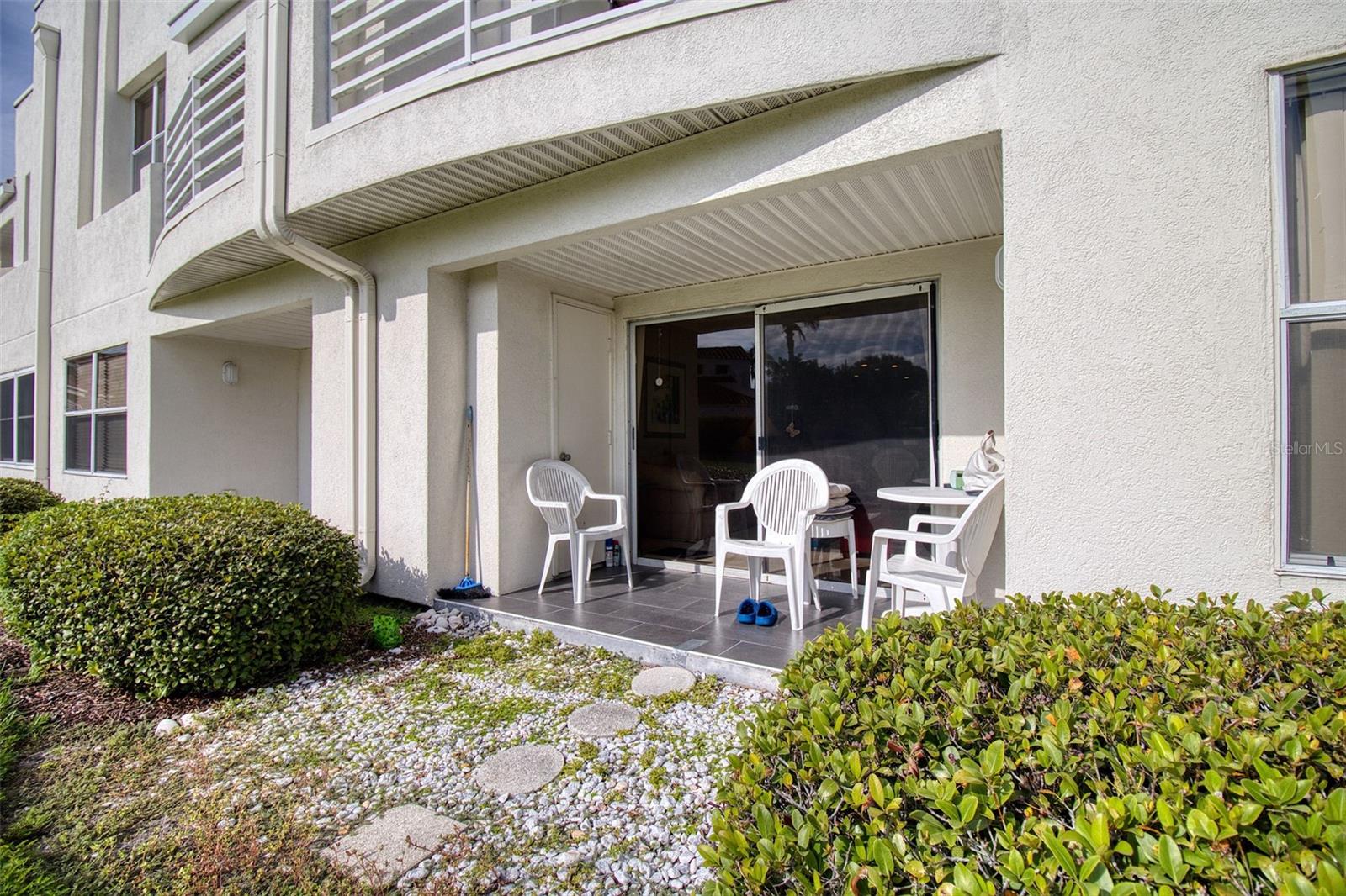 VISTA VERDE - Residential Lease