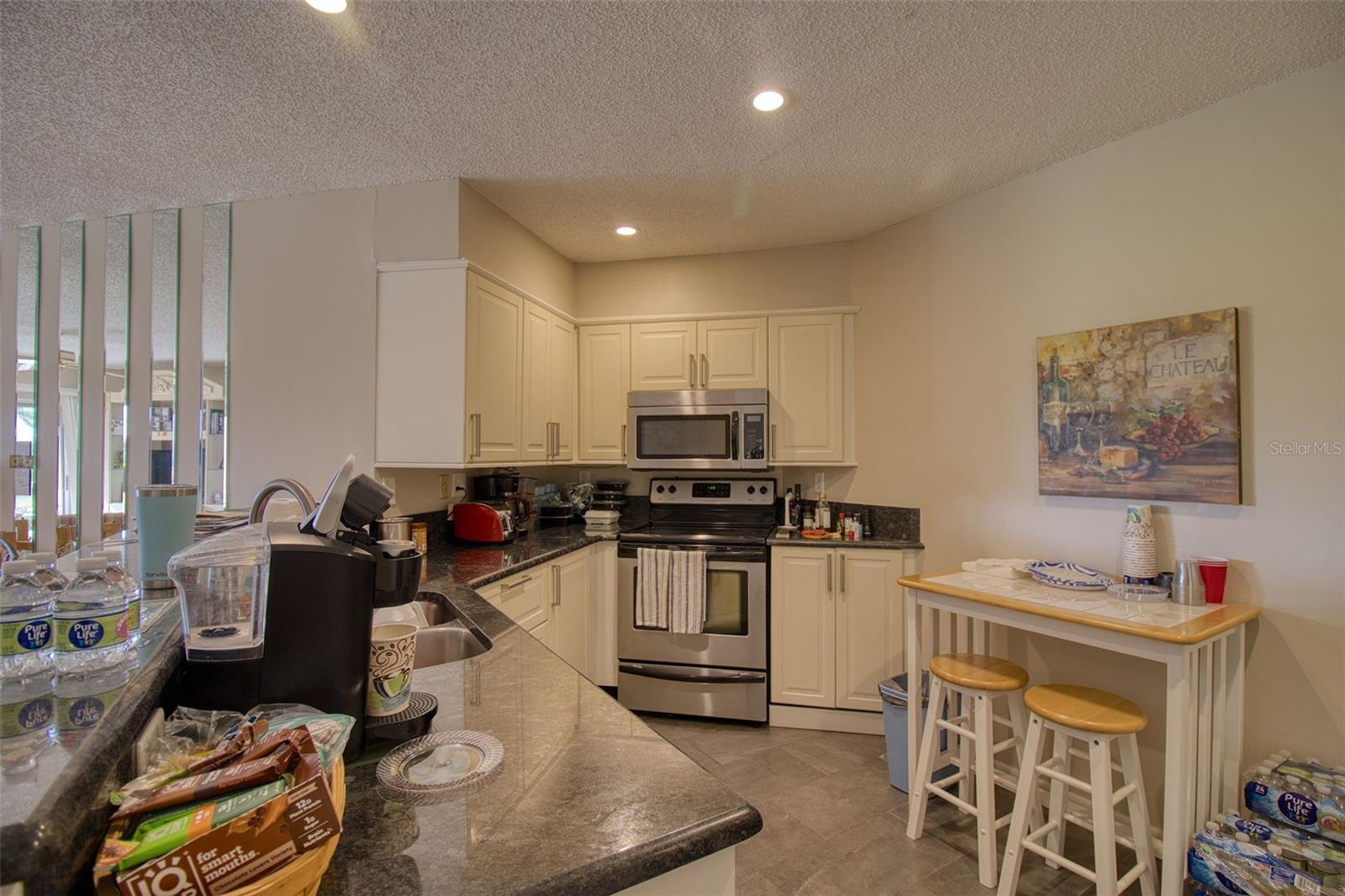 VISTA VERDE - Residential Lease