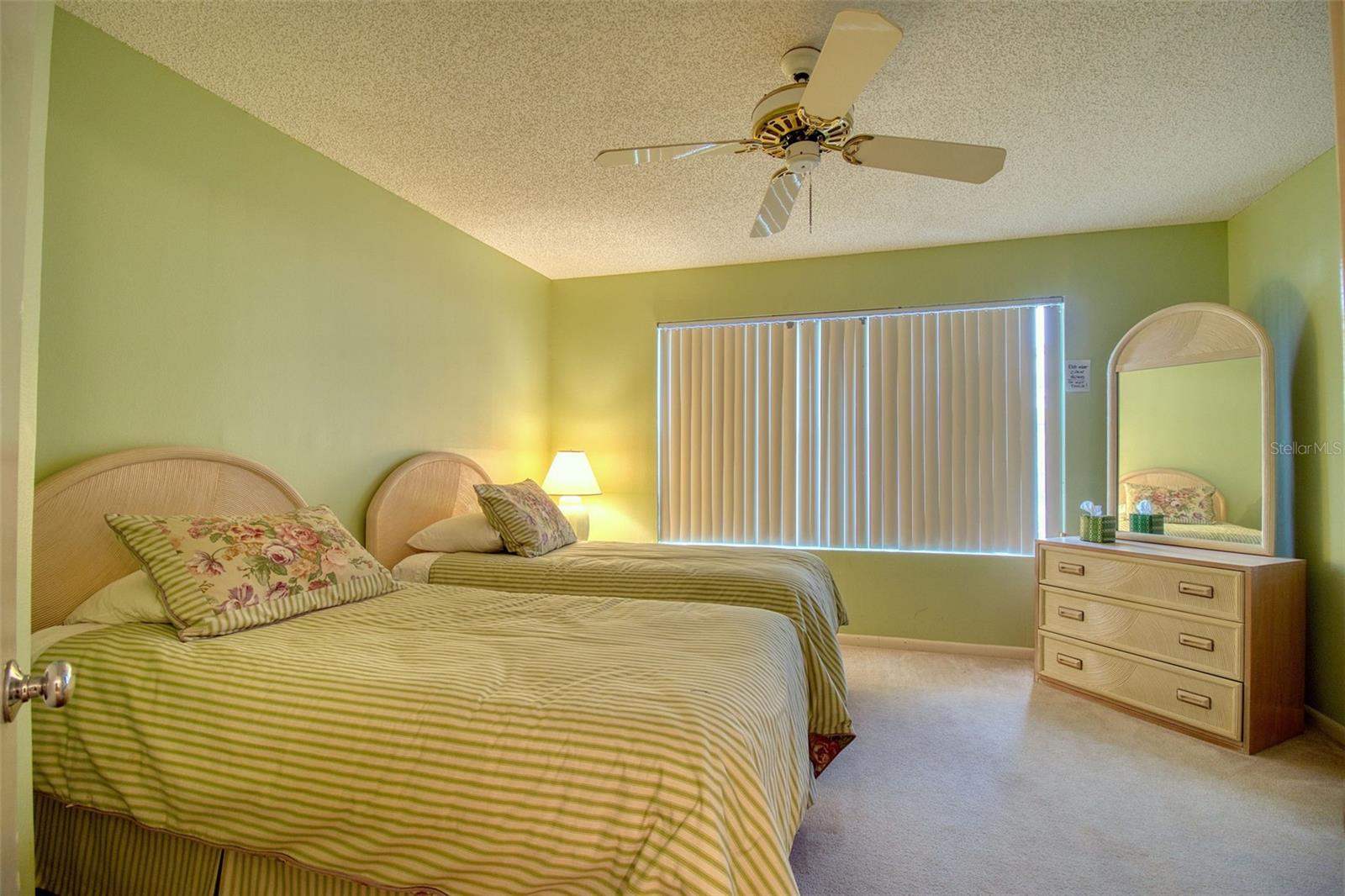 VISTA VERDE - Residential Lease